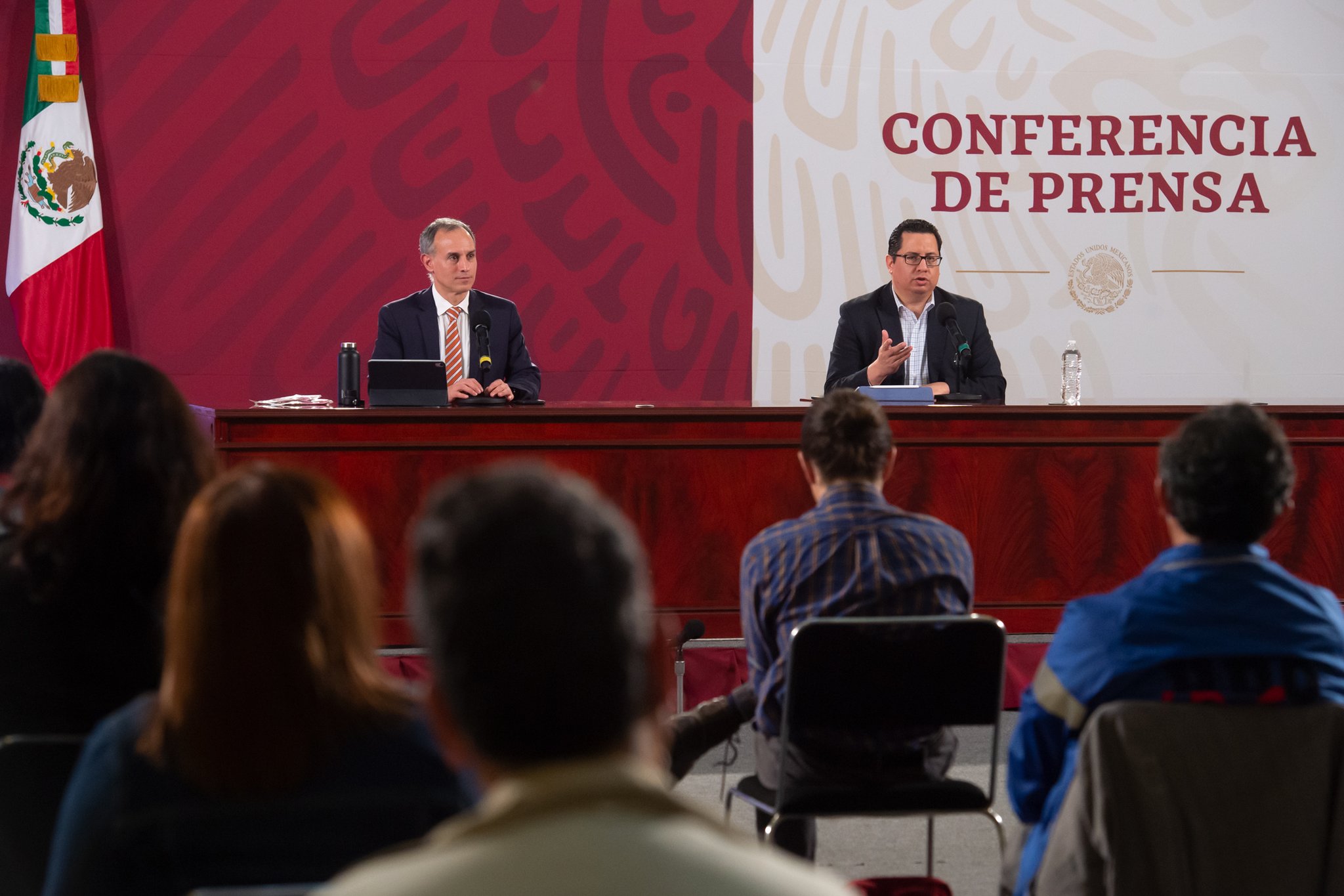 EAE888D9-CBF8-4037-9F42-400BBD9F33D8
