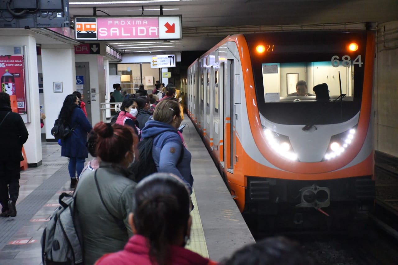53A53690-2AEC-4275-A819-0F1F0074904F