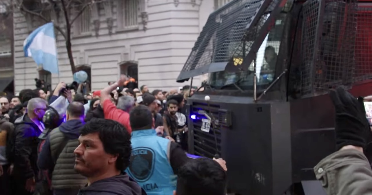 0B1FC490-7454-464E-AF75-3995FB1E595D