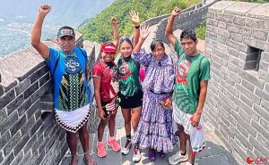 Diseño sin título - Atletas indígenas de México en Maratón de la Gran Muralla China