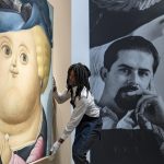 Sotheby's homenajea en Nueva York la singularidad del artista colombiano Botero